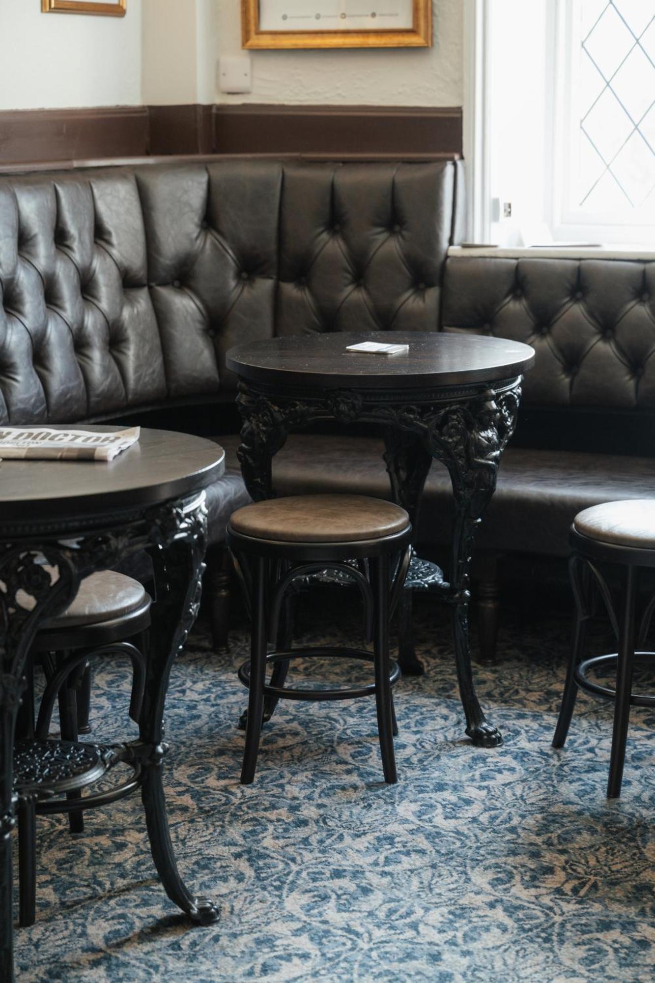Black Dog Inn Bolton Ngoại thất bức ảnh