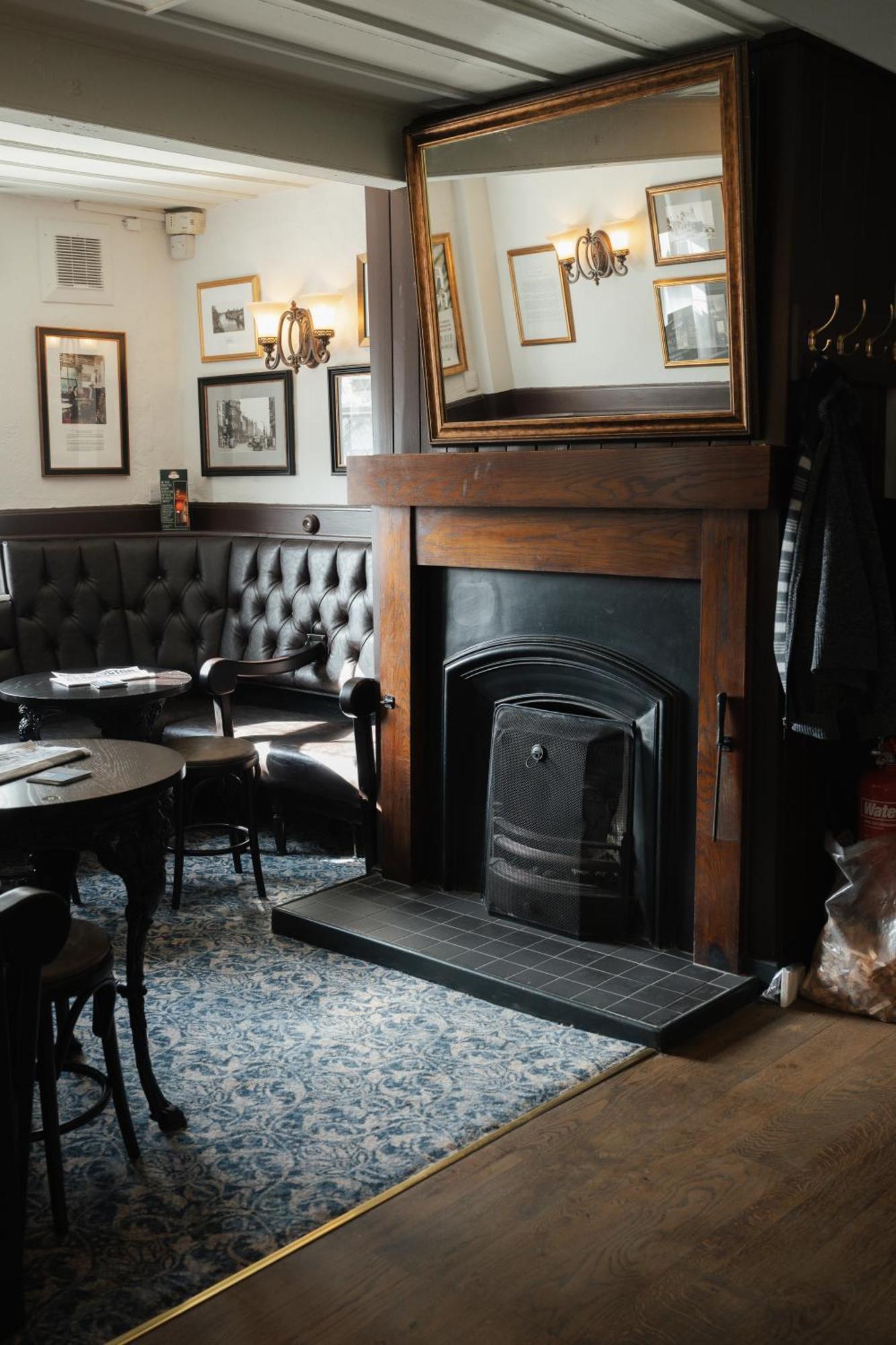 Black Dog Inn Bolton Ngoại thất bức ảnh